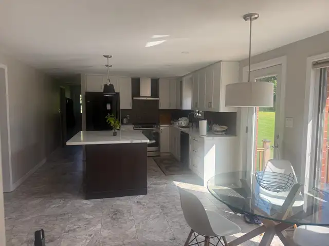 Room for rent in house for Oshawa students in Room Rentals & Roommates in Oshawa / Durham Region - Image 5