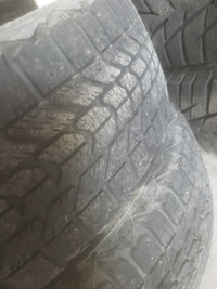 15 inch winter tires(2)/steelies (4rims) in good shape 185/65/15