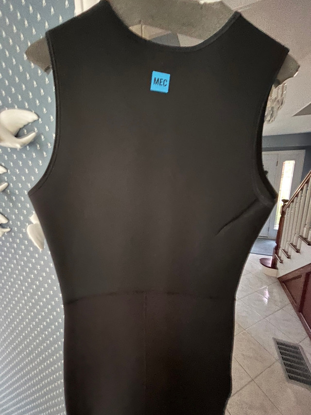 Wet Suits  -  Men’s Medium & sizes 10, 14, 16 in Water Sports in Kitchener / Waterloo - Image 4