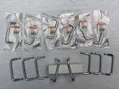 14 Poignées neuves chrome brossé pour 7$, View more
