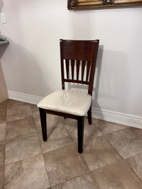 1 Dinning Room Chair