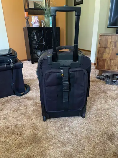 Akona Camera/Clothing or gear bag, View more