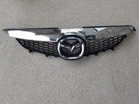 Grille d'origine neuve Mazda 6 2006 (calandre)