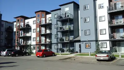 1 Bed Room Condo for Rent in South East Edmonton
