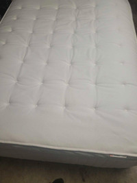 Double mattress. Pillow top.