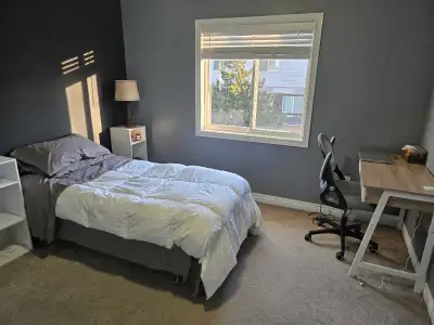 I am offering a bright, clean, and fully furnished private room available for rent, for a female stu...
