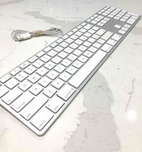 Apple   Wired Full Size  Aluminum Keyboard With Number Pad