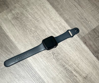 Apple Watch SE 44 mm 