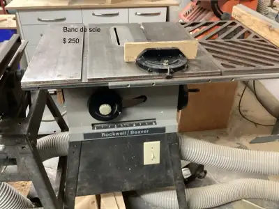 Outils en très bonne condition.Utilisé seulement pour mes besoins personnels. Beaucoup d’autres outi...