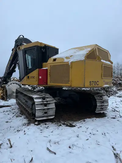 I am selling a used Tigercat 870C Feller Buncher, a powerful and reliable machine designed for effic...
