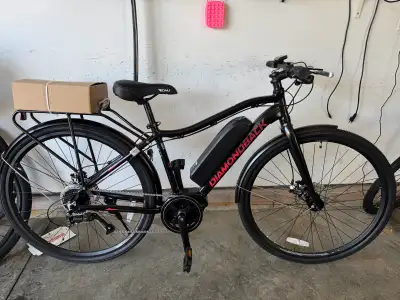 Brand new e-bike, DIAMONDBACK VOYAGEURS only$550  firm on price, View more