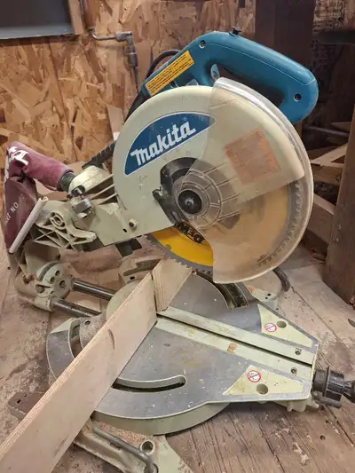 Makita compound miter saw, View more