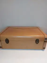 Mcbrine Baggage/ Luggage/ Case