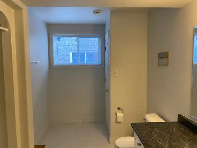 ROOMS FOR RENT in Room Rentals & Roommates in Peterborough - Image 6