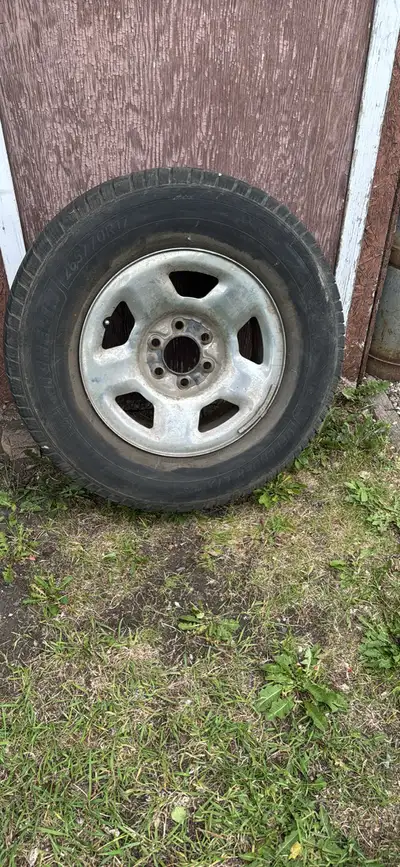 Sold my previous Ford F150 but had extra summer tires on rims. Tires rated at 50% wear Michelin 265/...