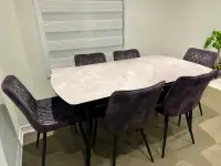 Extendable Dining Table for Sale (6-8 seater)