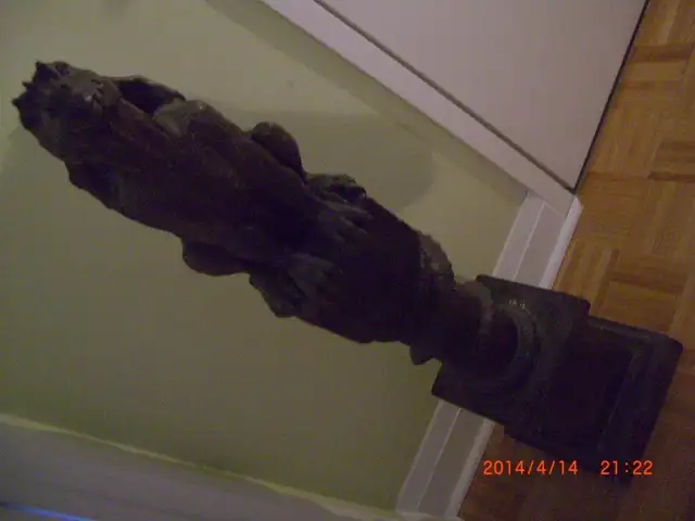 BUY AMAZING -DRAGON -SENTINEL -POST W PLINTH in Outdoor Décor in City of Toronto - Image 2