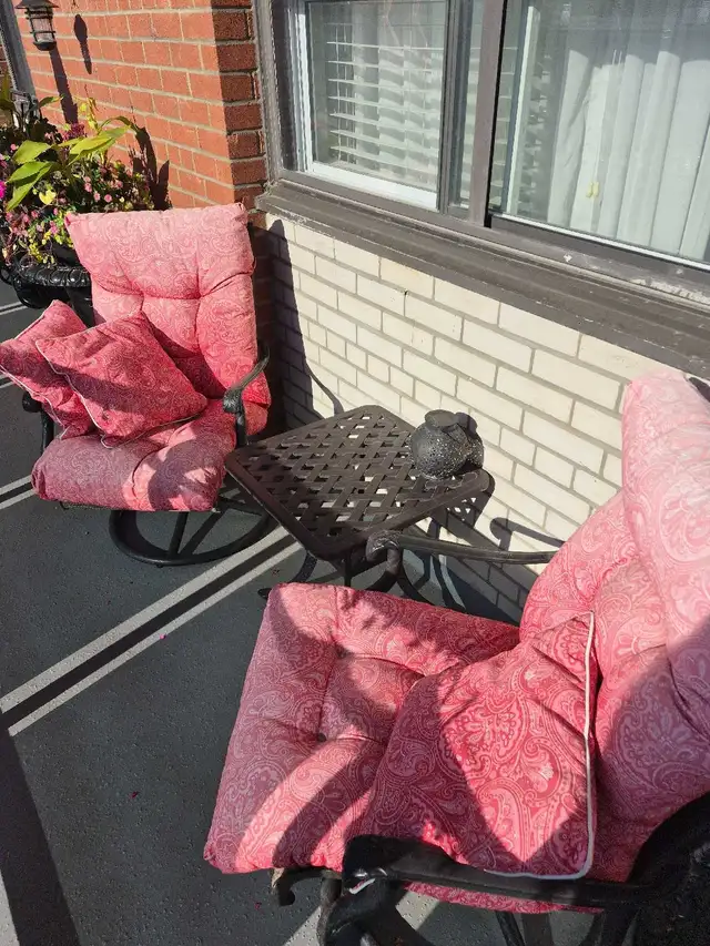 Patio furniture in Patio & Garden Furniture in Mississauga / Peel Region - Image 5