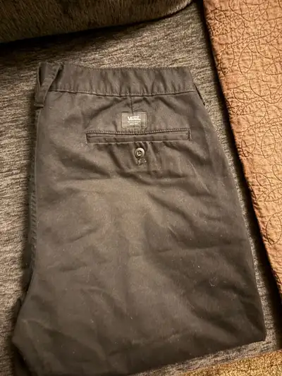 Vans Chinos 36x30, View more