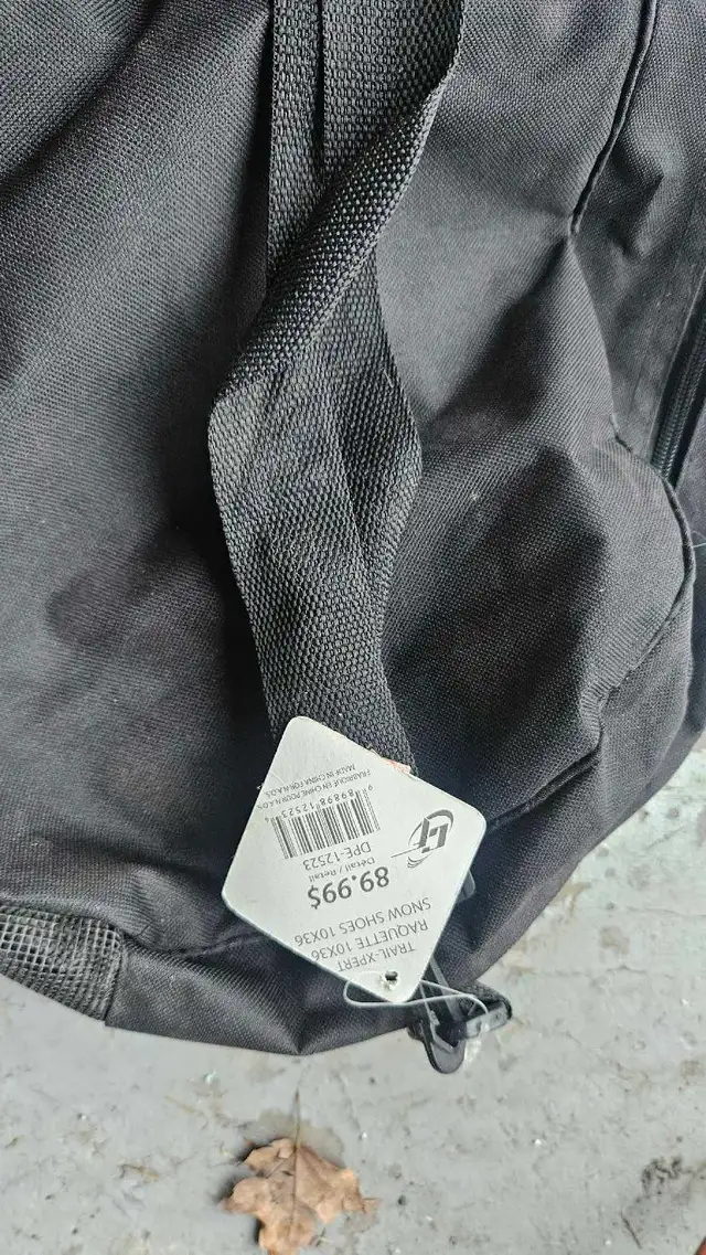 Coldfield snowshoe bag in Other in Gatineau - Image 3