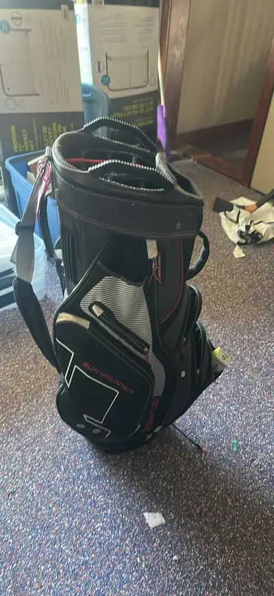  Sun Mountain golf bag , View more