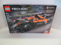 Lego  Technic:  NEOM  McLaren  Formula  E  Team   (Neuf)