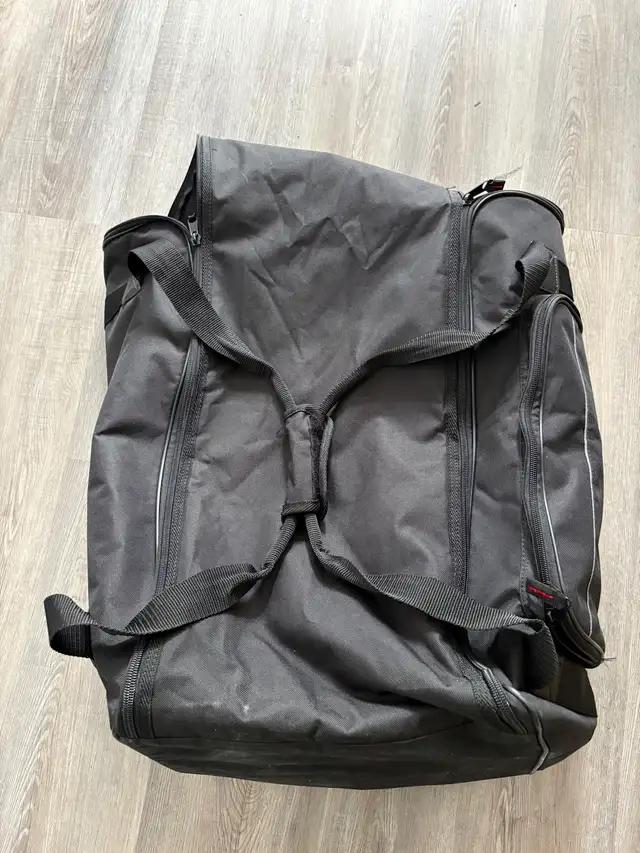 Behringer PA Speakers  in Performance & DJ Equipment in Oshawa / Durham Region - Image 4