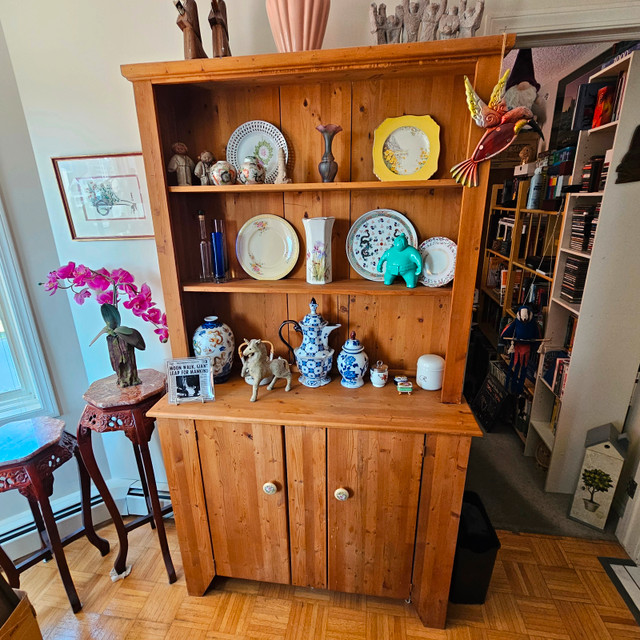 ⭐ Solid Pine Wood Hutch Cabinet - READ AD in Hutches & Display Cabinets in Edmonton - Image 3