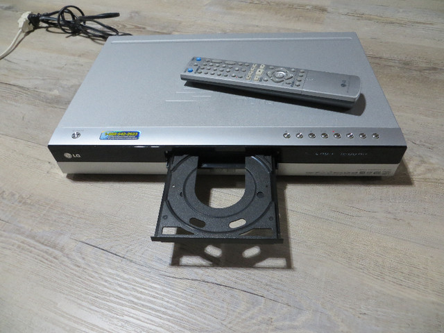 LG LRH-780 DVD/HDD Recorder in General Electronics in St. Catharines - Image 2
