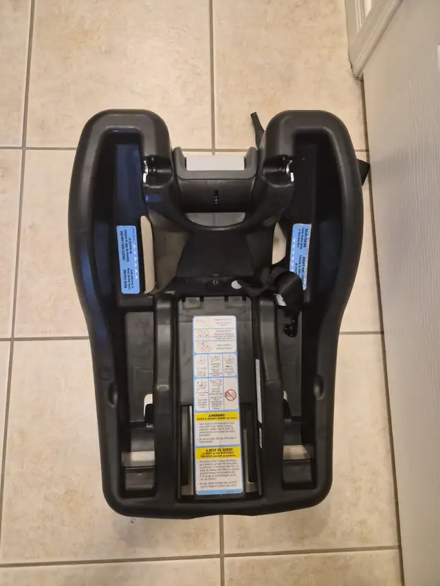 Graco Car Seat in Strollers, Carriers & Car Seats in City of Toronto - Image 5