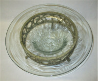 Vintage Crackled Glass Birdbath Bowl with 3-Feet Metal Stand