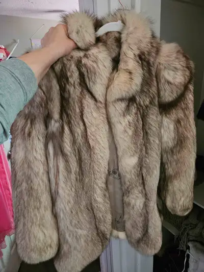 genuine adler's fur factory fox fur coat, View more