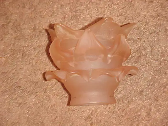 MEYDA STYLE FLOWER PETAL GLASS LAMP SHADE in Indoor Lighting & Fans in Calgary - Image 9