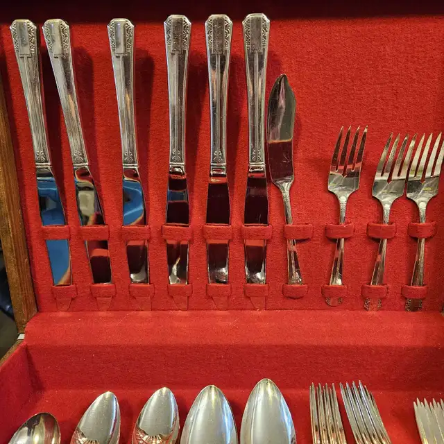 WMA Roger's Triple Oneida Flatware525306470859417601