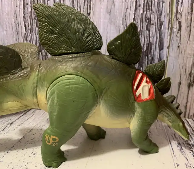 Vtg 1996/7 Jurassic Park The Lost World Stegosaurus Dino Stri in Toys & Games in City of Toronto - Image 3