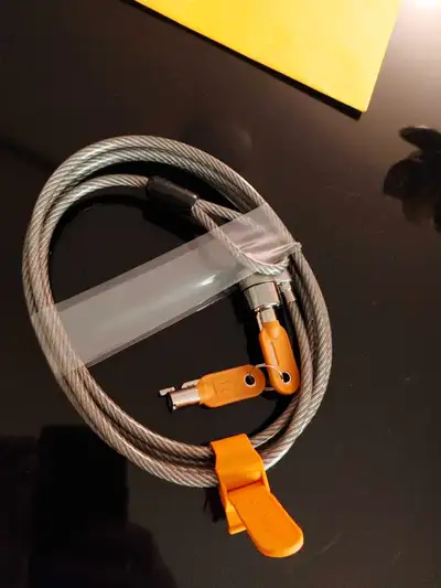 This brand new Kensington Keyed Laptop Lock is the perfect solution for securing your laptop. It fea...
