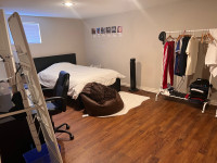 McMaster students- 1 room available (male student)