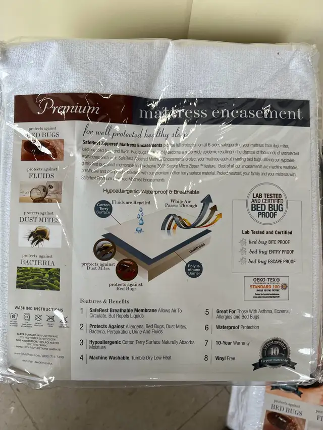 SafeRest Premium Zippered Mattress Cover - Waterproof Mattress E in Bedding in Hamilton - Image 3