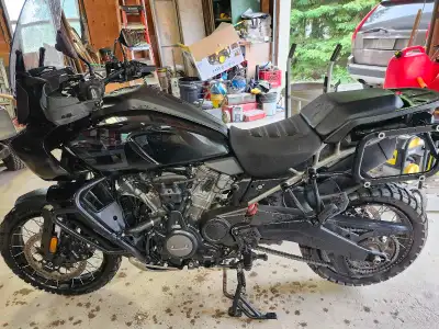 22500km Original owner Dealer serviced Fuel pump has been replaced $13500