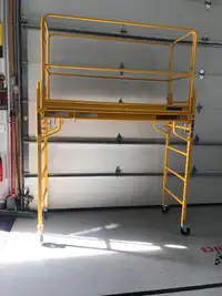 Metaltech/Baker 6ft Scaffolding with Safety Handrailing