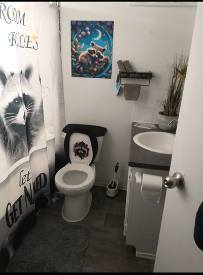 chambre meublée tout inclus avec salle de bain privé plus salaire en échange de travaux ménager et a...