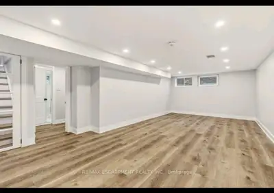 1 Room in a fully upgraded basement is available for rent in Burlington (near Burlington Centre Mall...