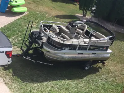 2021 Sun Tracker Bass Buggy 16XL. Deck area 16’ , total length 18’ . 50 hp Merc. Sun Tracker trailer...