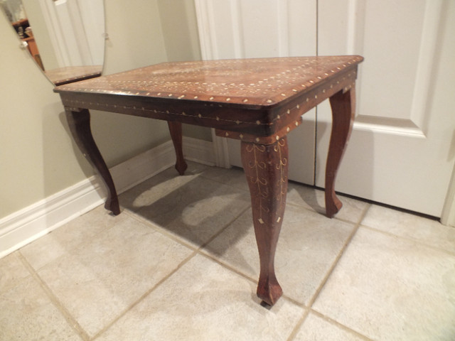 ANGLO INDIAN INLAID COFFEE TABLE in Coffee Tables in Barrie - Image 2