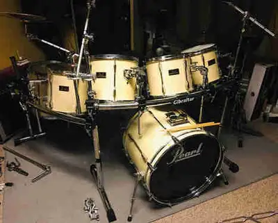 2 Vintage Pearl Drum sets, View more