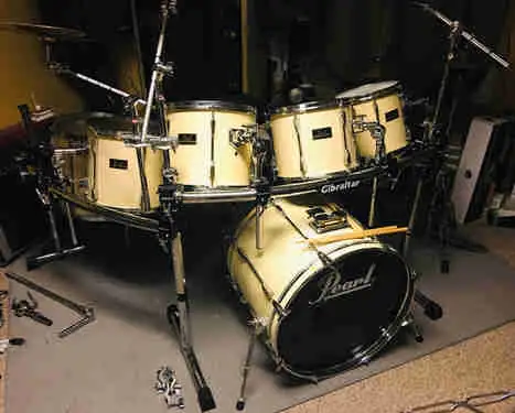 2 Vintage Pearl Drum sets in Drums & Percussion in Timmins - Image 2