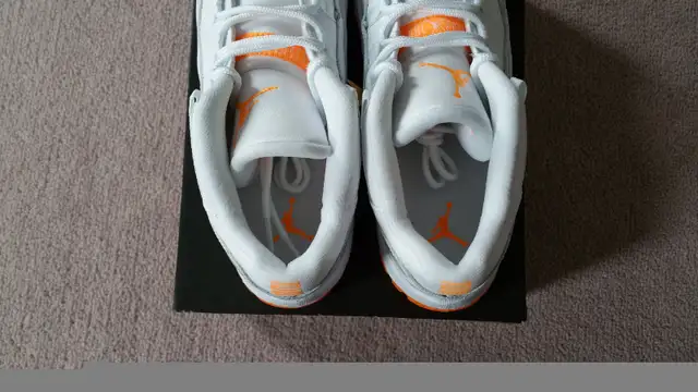 BNIB Jordan 11 (xi) Size 5 Womens or 3Y Citrus in Women's - Shoes in Markham / York Region - Image 10