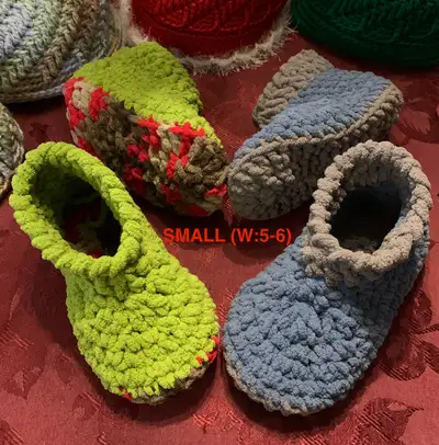 Cozy Blanket Yarn SLIPPERS!, View more
