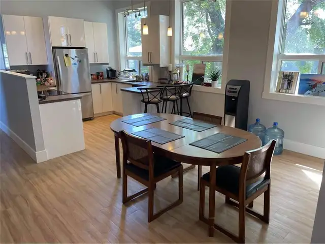 3 bedroom Oakville, Manitoba duplex for rent