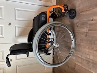 Tilite Aero Z rigid frame wheel chair, 17” width x 18” depth Folding back, Quick release rear wheels...